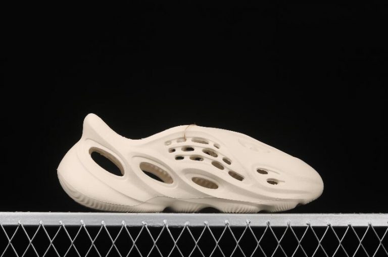 Hot Sell Adidas Yeezy Foam Runner Ararat FY4567 Where to Buy – 2021 ...